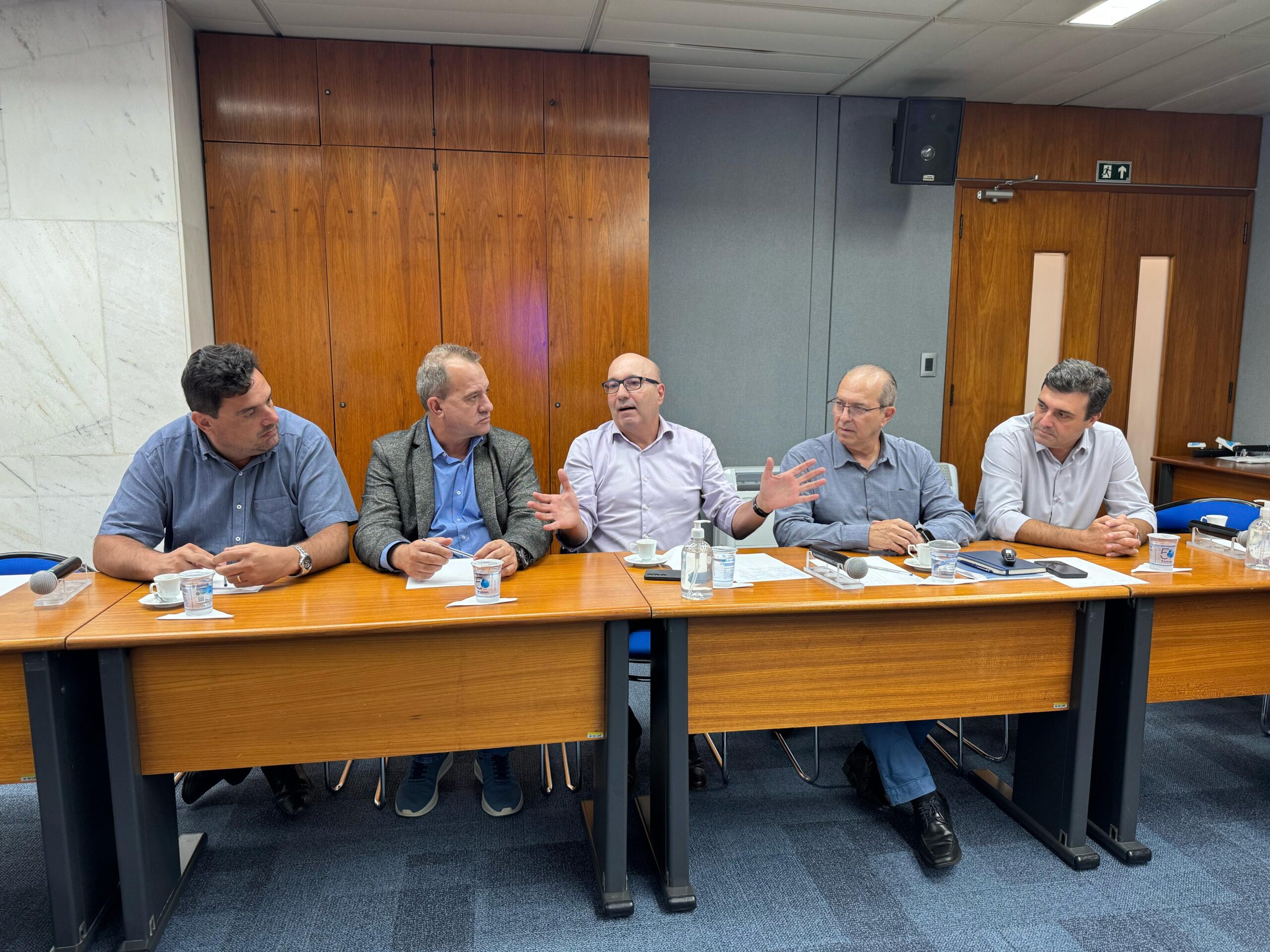 Prefeito Leitinho de Nova Odessa participa em Campinas de reunião regional sobre as ‘novas’ Finanças Municipais