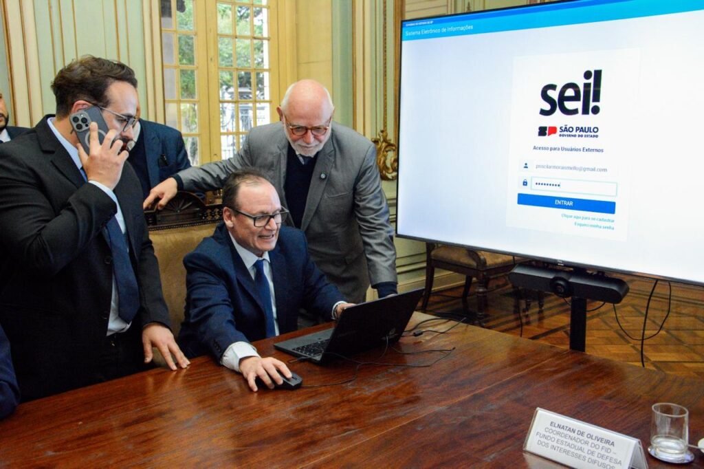 Comunicação SJC / Luis Leoni Assinatura do FID com Prefeitos de Capão Bonito