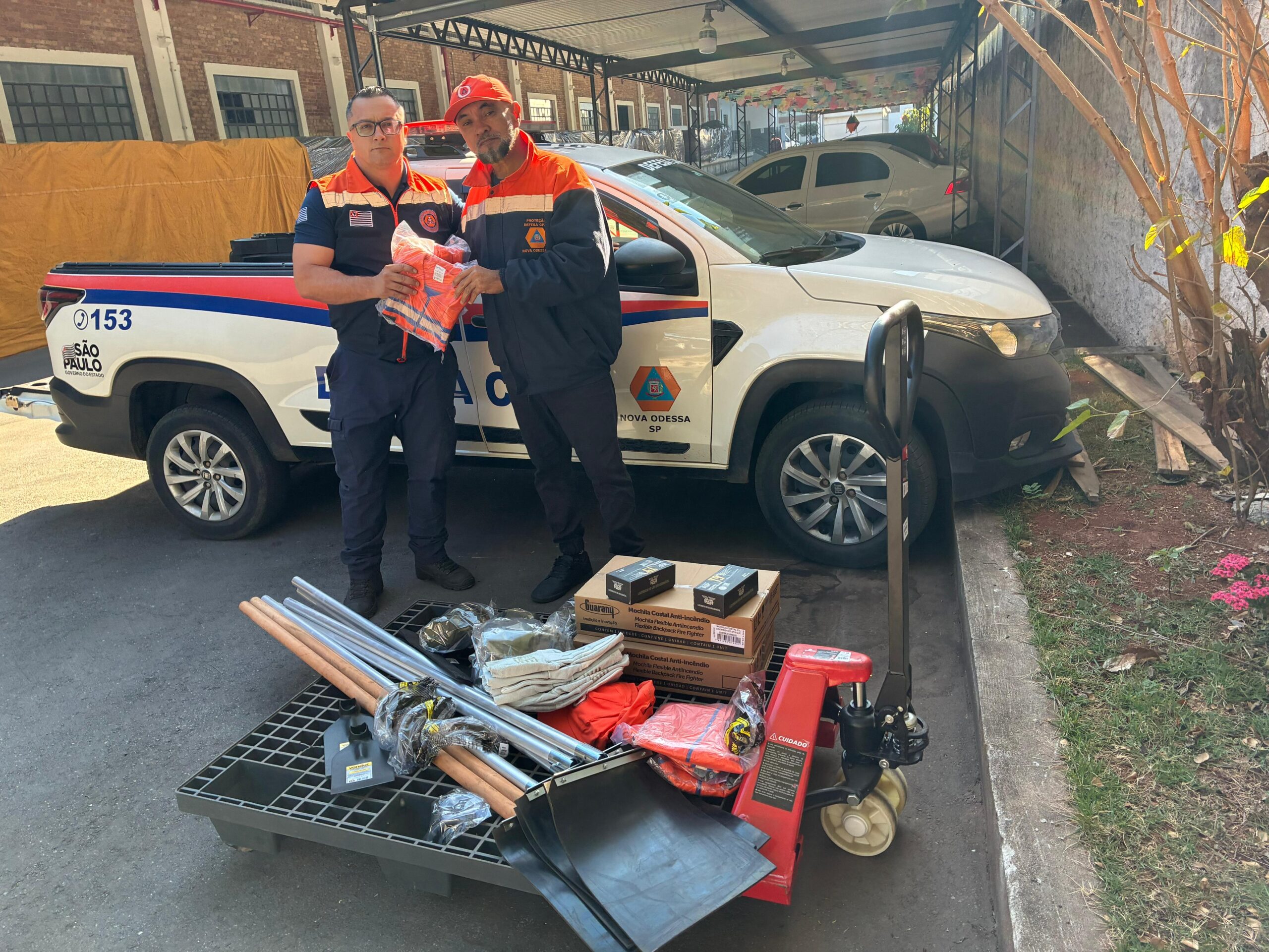 Foto: materiais de combate a incêndios