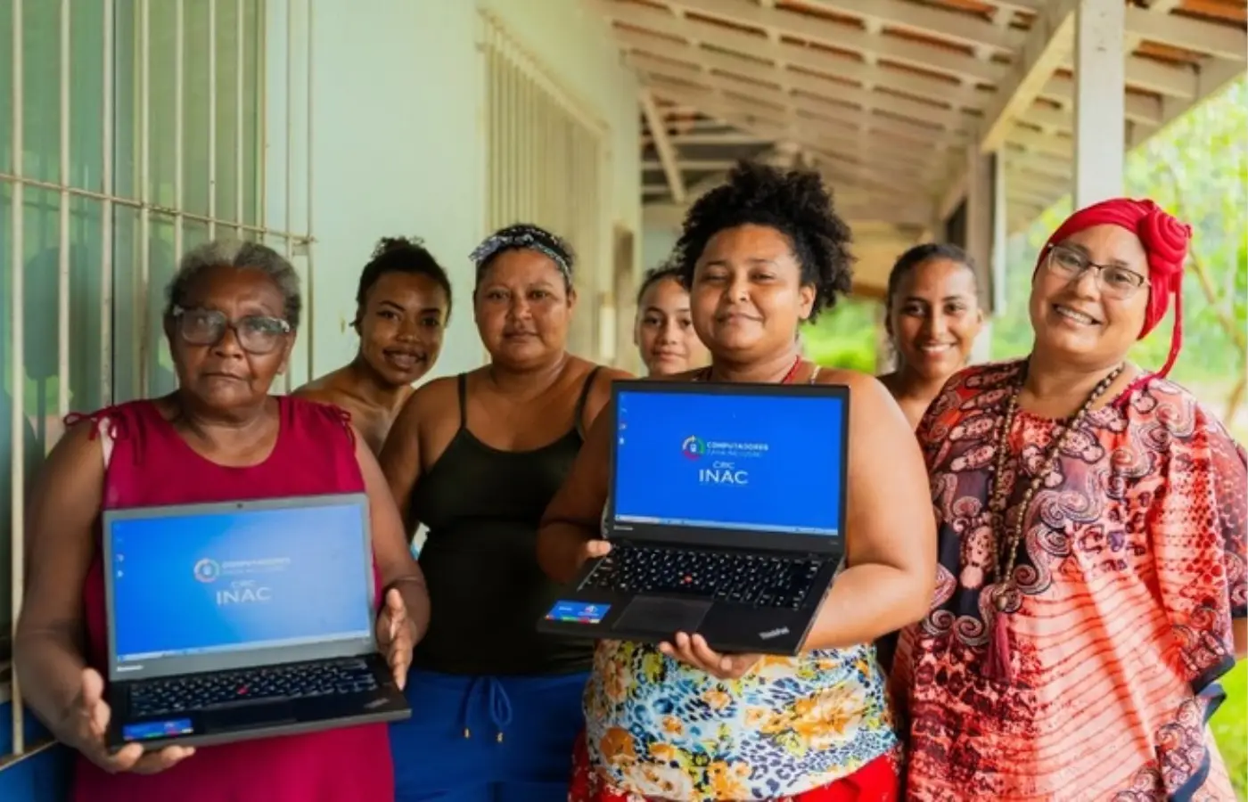 Inclusão digital: parceria entre ministérios beneficia mulheres em situação de vulnerabilidade