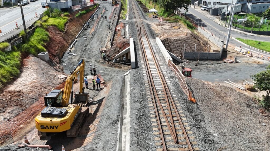 Alargamento passagem inferior Viaduto do Pezão - Nova Odessa (3)