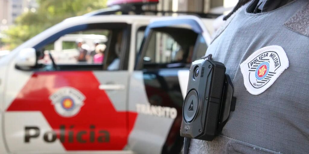 cameras_uniformes_de_policiais_militares_sao_paulo_rvrsa_abr_2804223629_0.jpg
