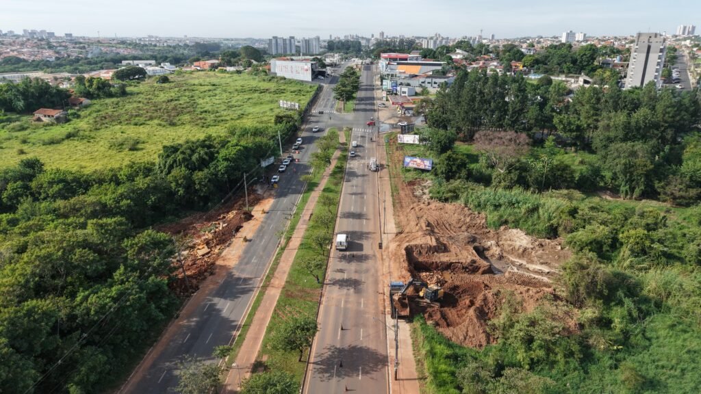 Tem início nesta quarta-feira (13) interdição de trecho na Avenida Ampélio Gazzetta para obras da travessia do Córrego Capuava