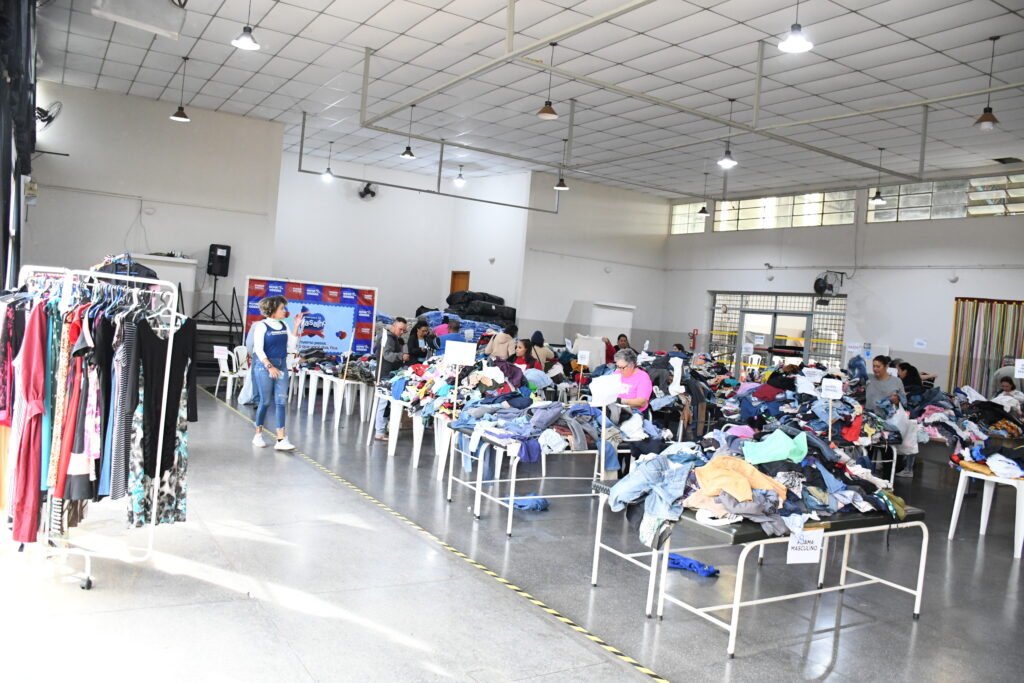 Fundo Social de Nova Odessa entrega itens arrecadados na Campanha do Aagasalho