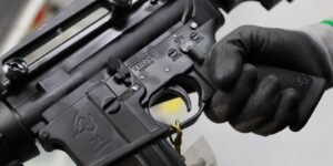 2022-02-10t142337z_1_lynxmpei190su_rtroptp_4_geral-armas-operacao-pfexercito.jpg