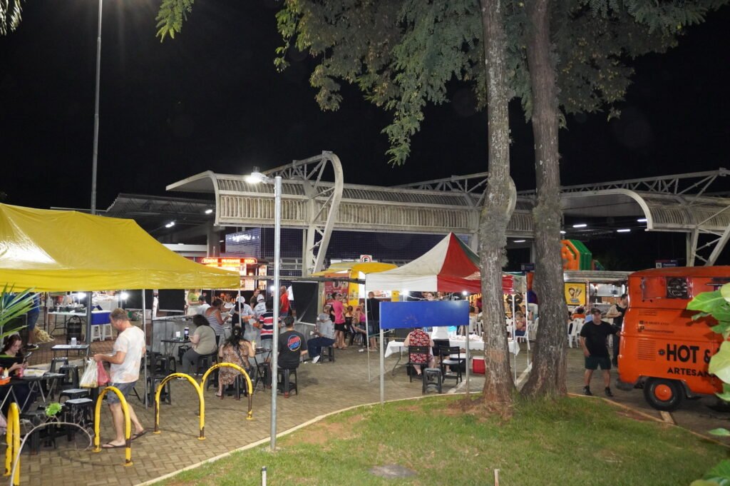 Feira Noturna na Rodoviária (3)