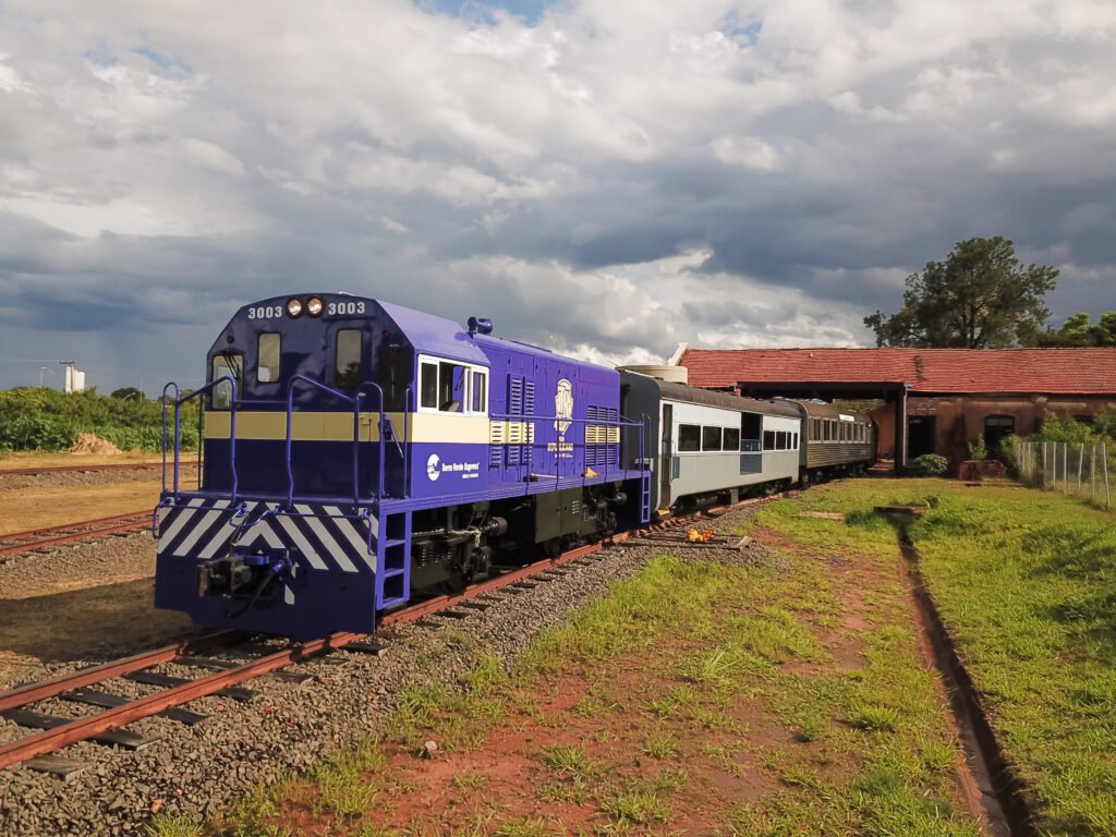 Divulgação Trem da República