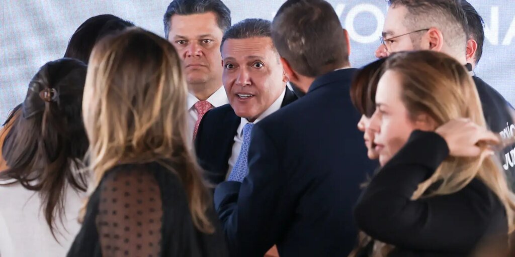 1792992159_sem_titulo-9.jpg
