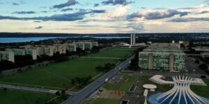 brasilia_60_anos_esplanada_dos_ministerios_0420202390_2.jpg