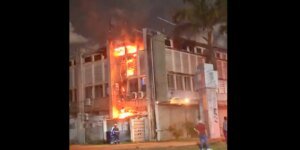 incendio_causa_danos_a_predio_da_universidade_federal_de_pernambuco01.jpg